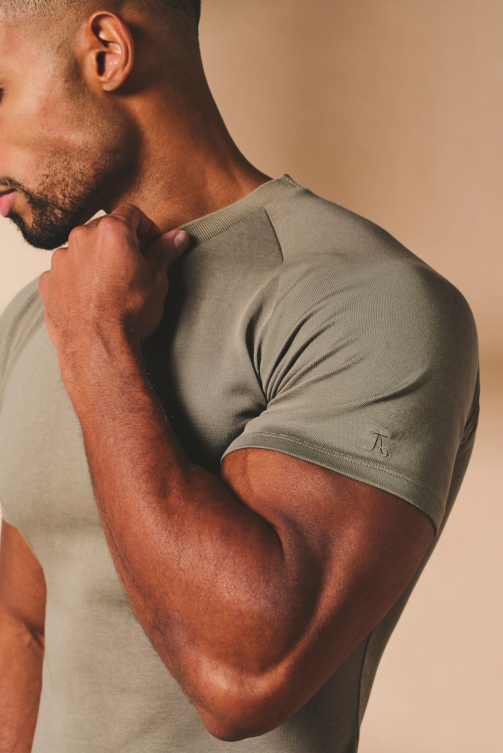 Knit Look T-Shirt in Khaki - TAILORED ATHLETE - USA