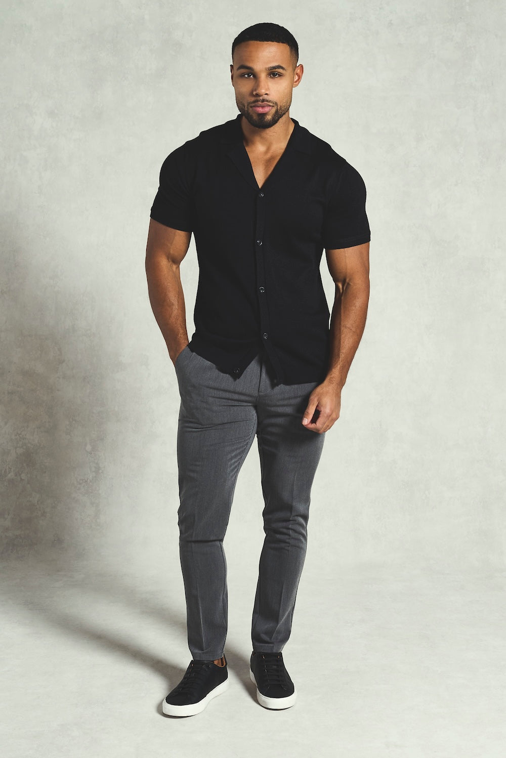 Knitted Shirt in Black - TAILORED ATHLETE - USA