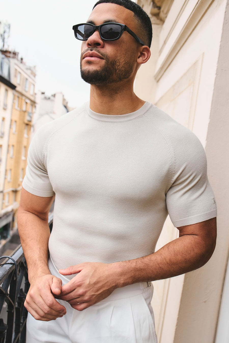 Fine Gauge Knitted T-Shirt in Linen - TAILORED ATHLETE - USA