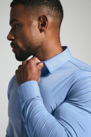 Athletic Fit Dress Shirt in Mid Blue