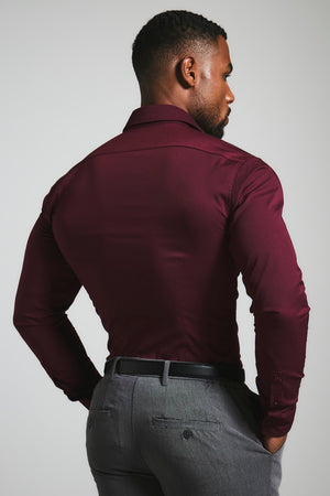 Athletic Fit Dress Shirt in Burgundy