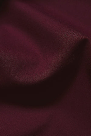 Athletic Fit Dress Shirt in Burgundy