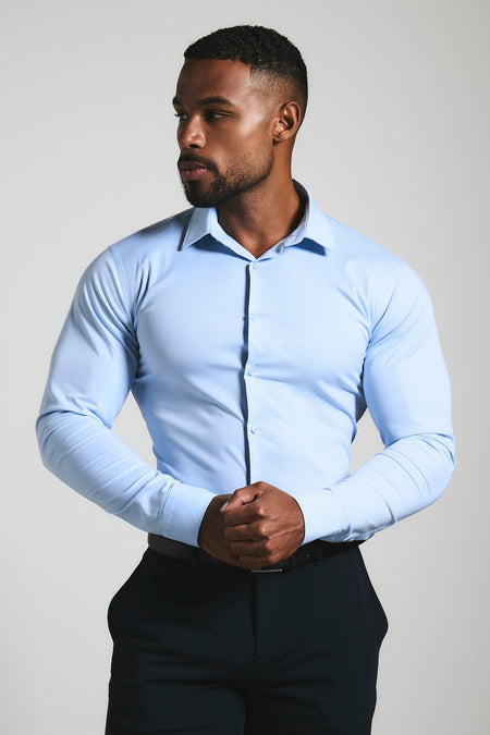 Athletic Fit Dress Shirt in Light Blue