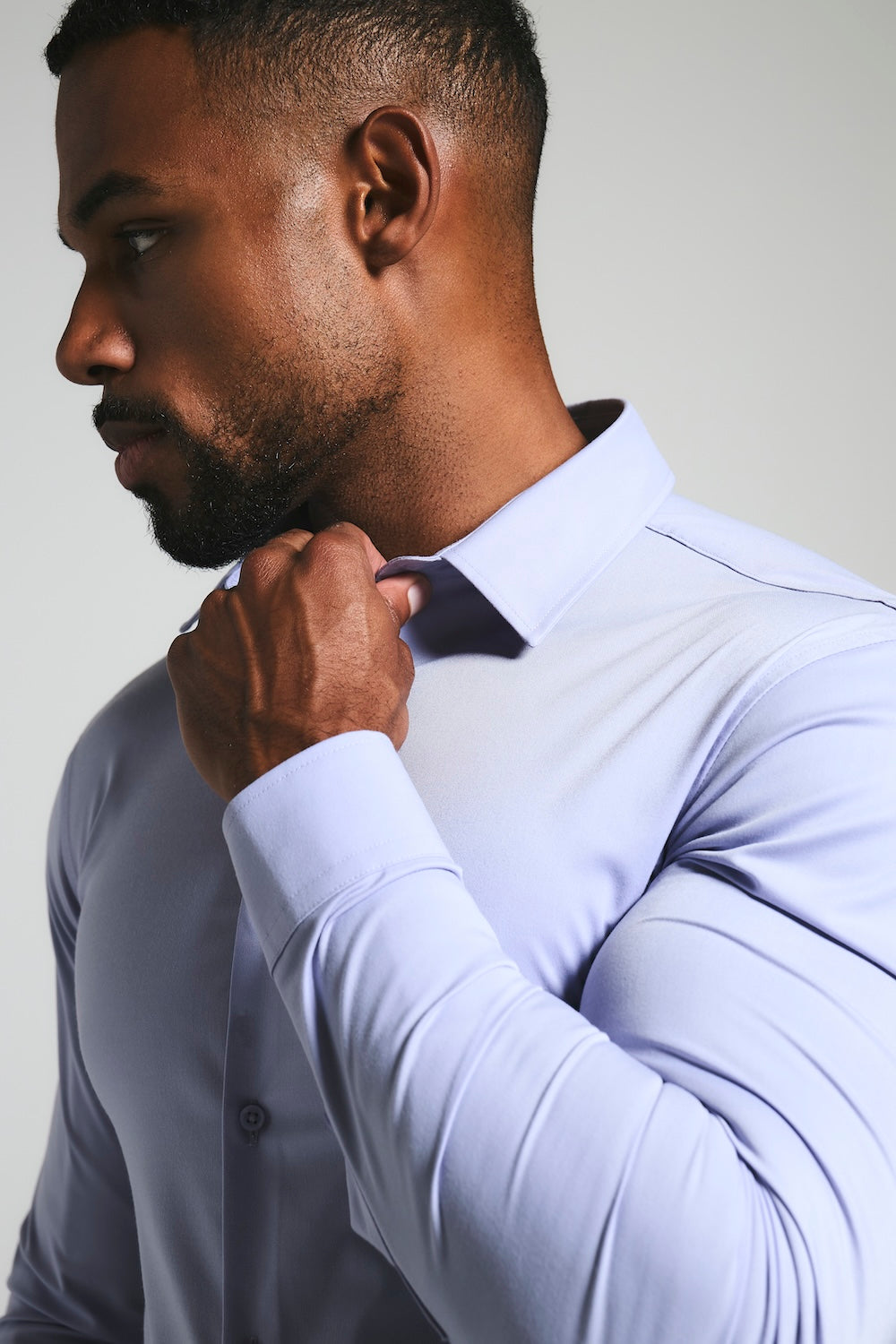 Athletic Fit Dress Shirt in Lilac