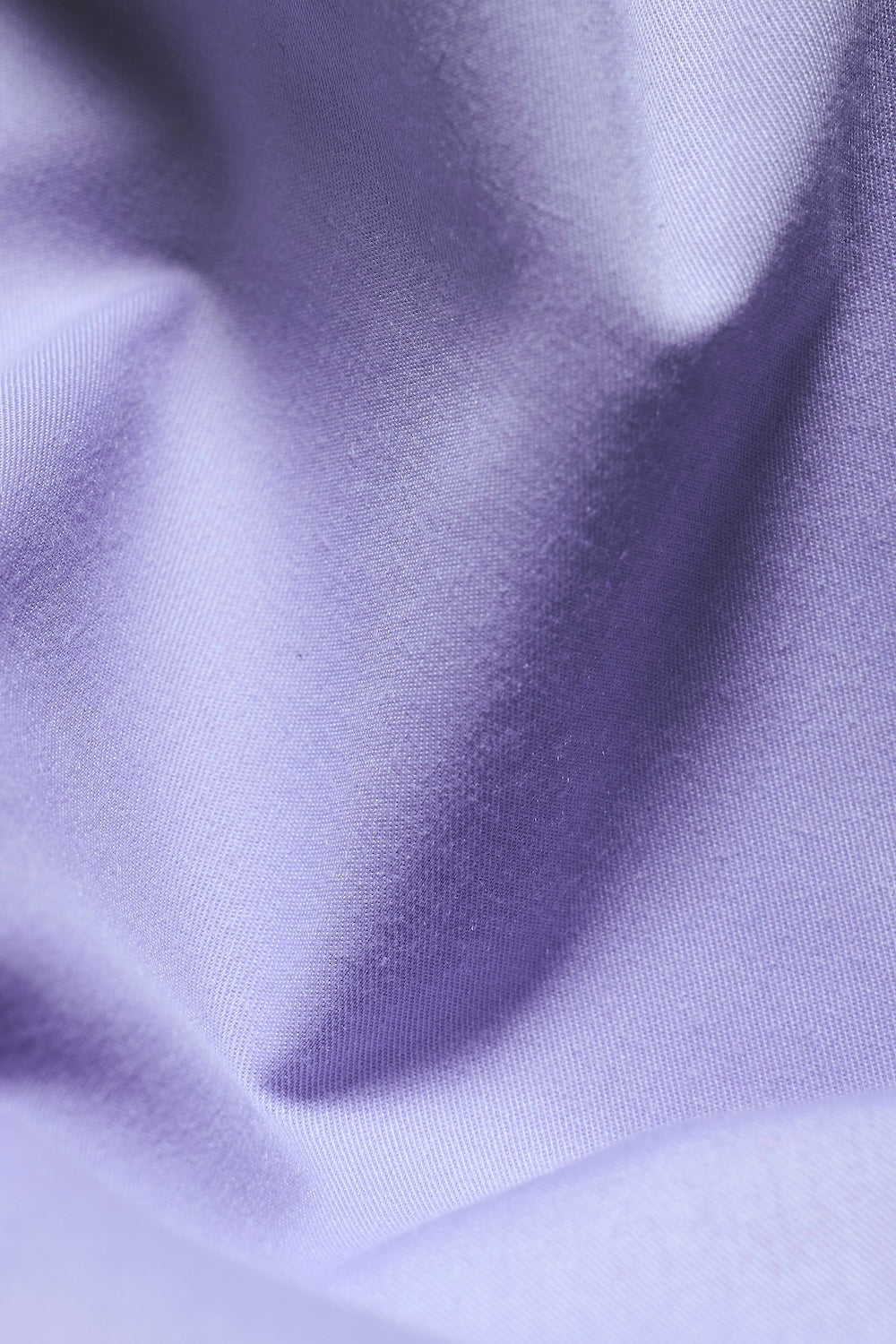 Athletic Fit Dress Shirt in Lilac
