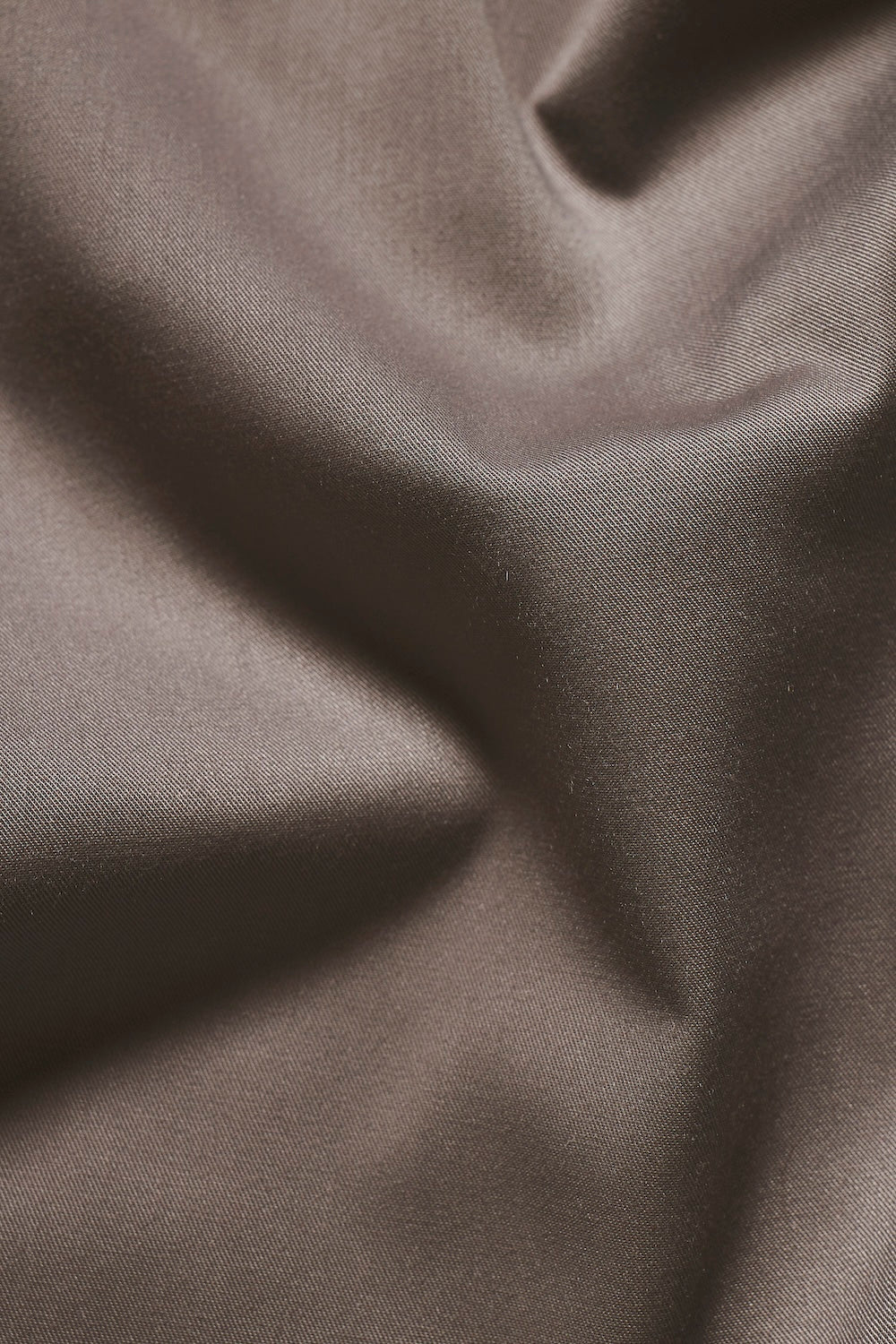 Athletic Fit Dress Shirt in Mocha