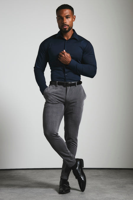 Athletic Fit Dress Shirt in Navy