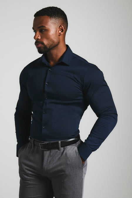 Athletic Fit Dress Shirt in Navy
