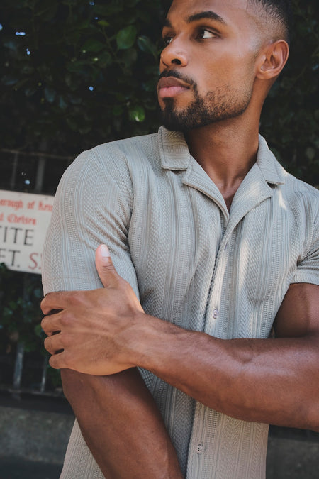 Stripe Patterned Cuban Collar Shirt in Dark Putty