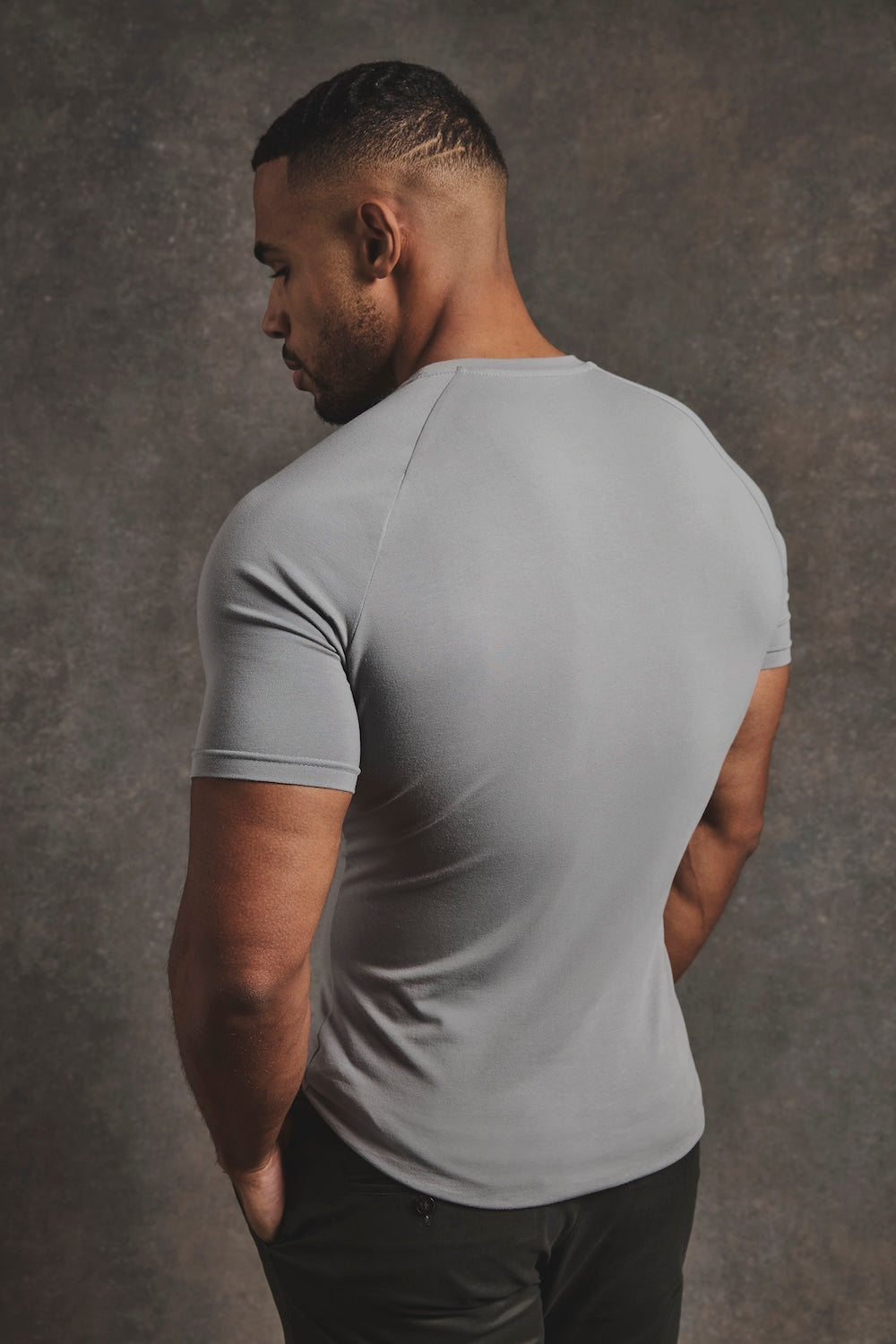 Athletic Fit Crew Neck T-Shirt in Grey - TAILORED ATHLETE - USA