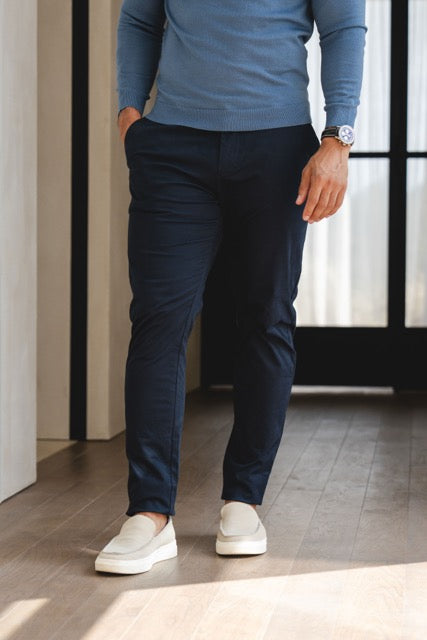 Athletic Fit Cotton Stretch Chino Pants in Navy