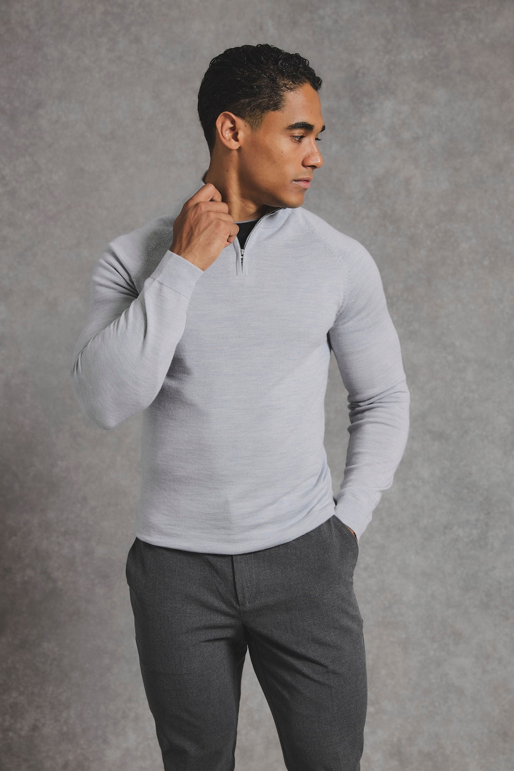 Extra Fine Merino Wool Half Zip Neck Sweater in Dove Grey