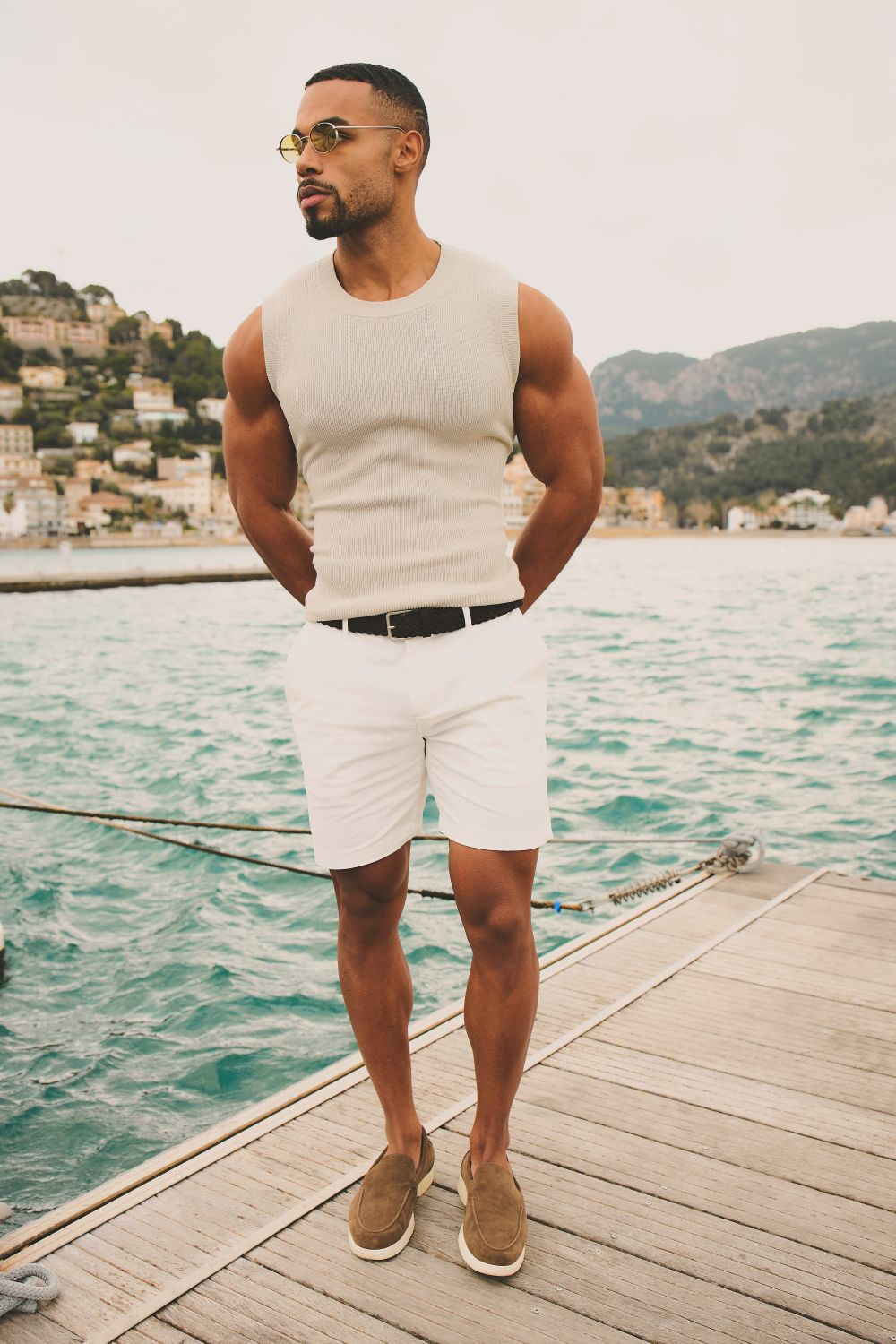 Athletic Fit Stretch Chino Shorts 7" in Chalk - TAILORED ATHLETE - USA