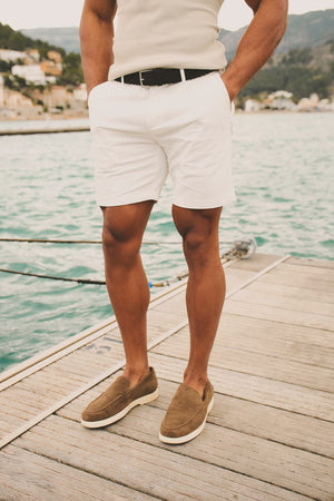 Athletic Fit Stretch Chino Shorts 7" in Chalk - TAILORED ATHLETE - USA