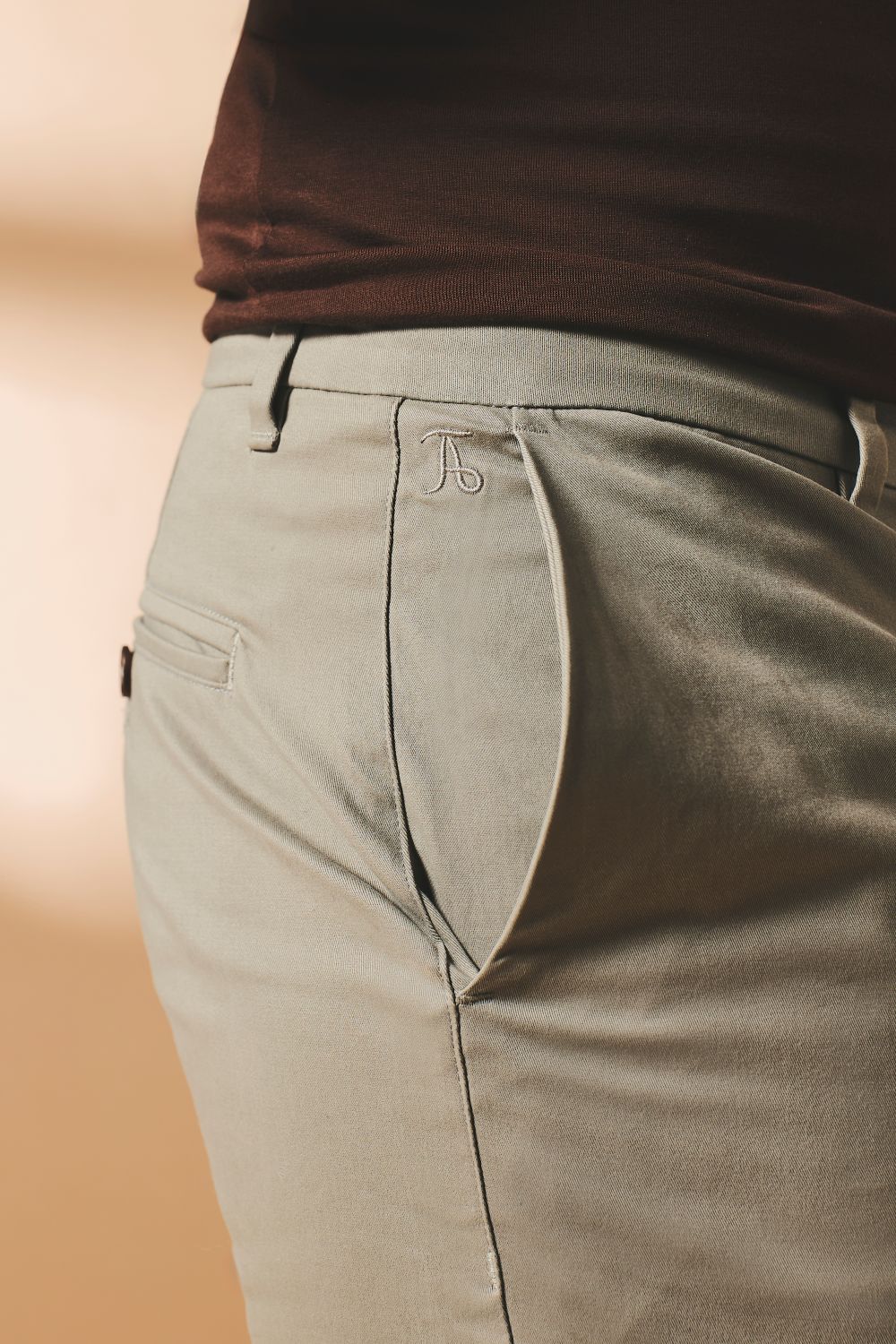 Athletic Fit Chino Shorts 5" in Soft Khaki - TAILORED ATHLETE - USA