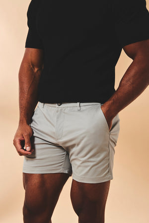 Athletic Fit Stretch Chino Shorts 5" in Pale Grey
