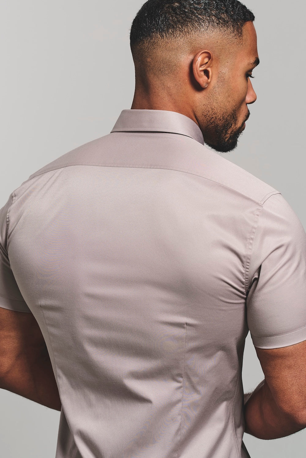 Athletic Fit Short Sleeve Signature Shirt in Truffle - TAILORED ATHLETE - USA