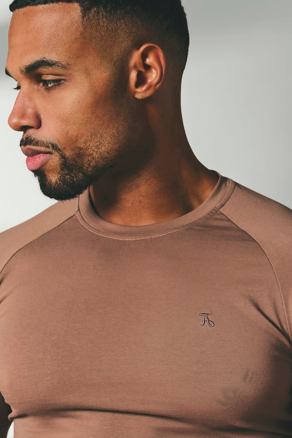 Athletic Fit T-Shirt in Soft Walnut - TAILORED ATHLETE - USA