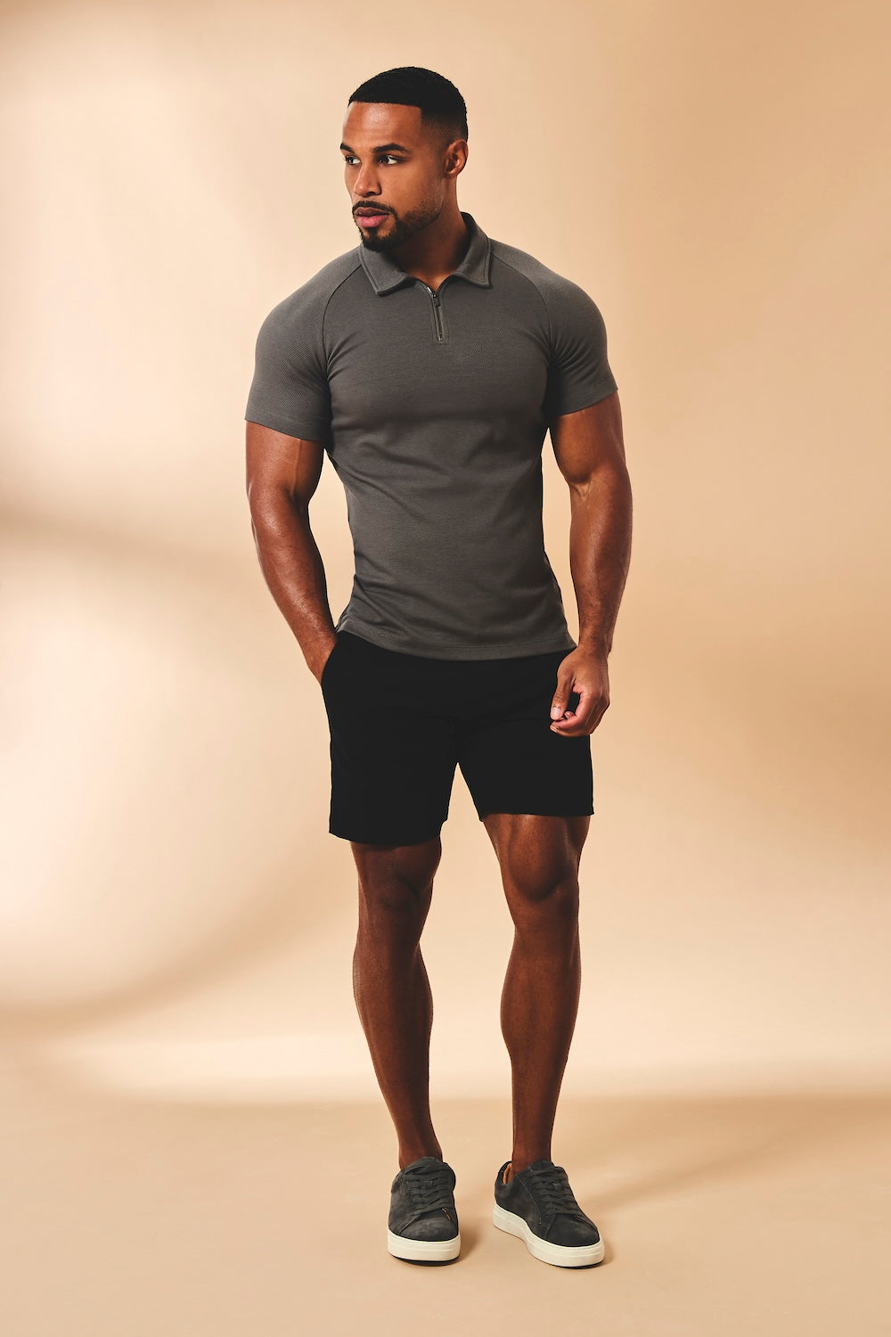 Athletic Fit Stretch Chino Shorts 7" in Black - TAILORED ATHLETE - USA