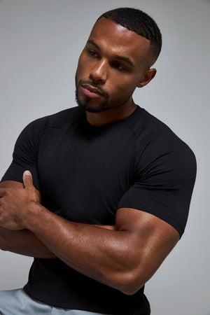 Athletic Fit T-Shirt in Black