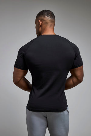 Athletic Fit T-Shirt in Black - TAILORED ATHLETE - USA
