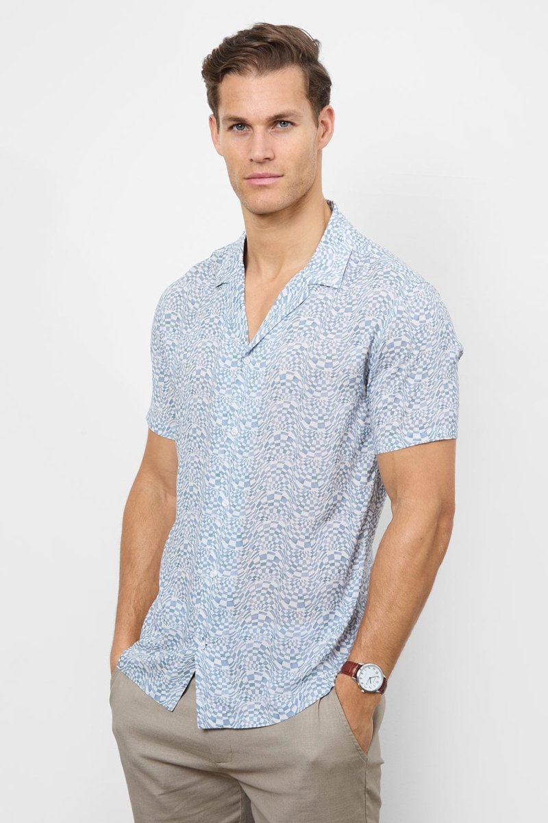 Printed Shirt in Blue Optical Geo - TAILORED ATHLETE - USA