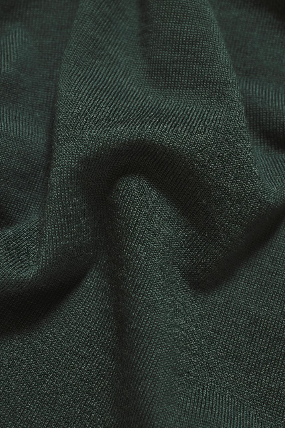 Extra Fine Merino Wool Half Zip Neck Sweater in Dark Green