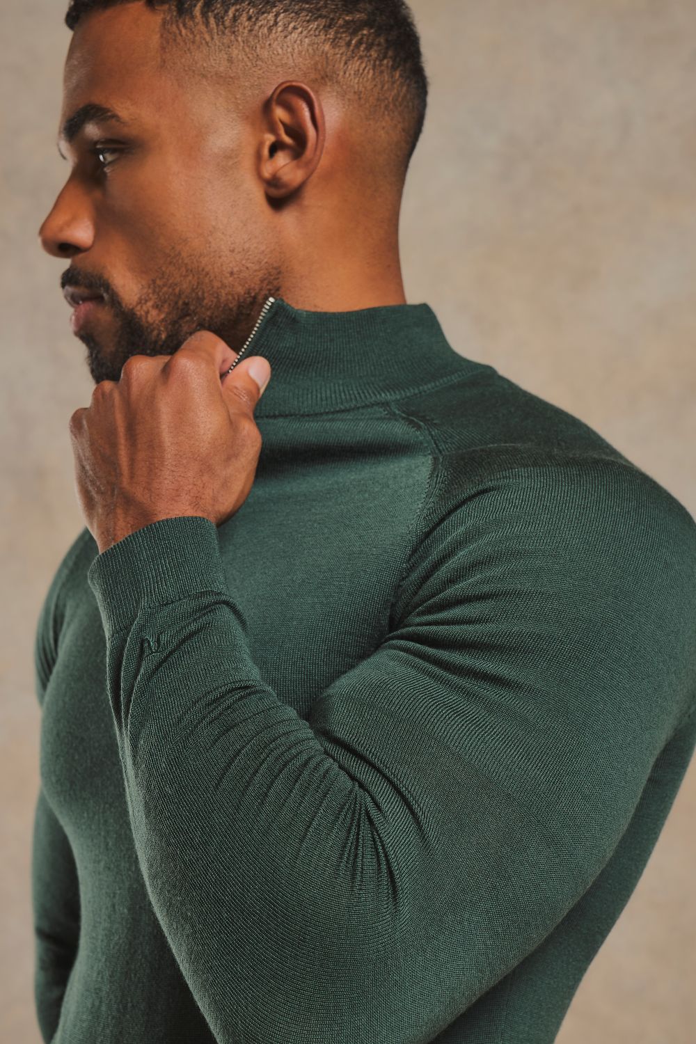 Extra Fine Merino Wool Half Zip Neck Sweater in Dark Green