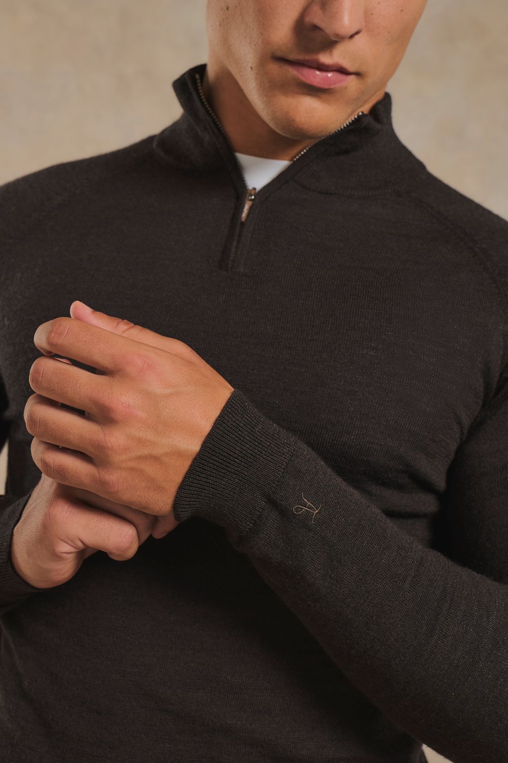 Extra Fine Merino Wool Half Zip Neck Sweater in Bitter Chocolate