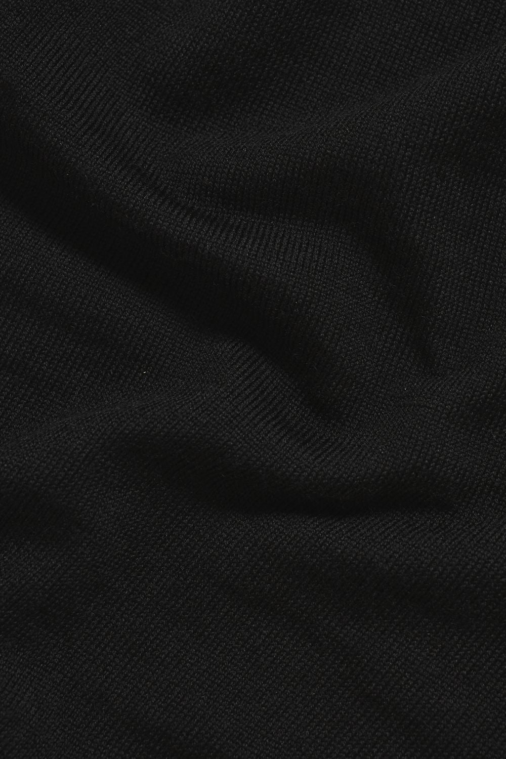 Extra Fine Merino Wool Crew Neck Sweater in Black