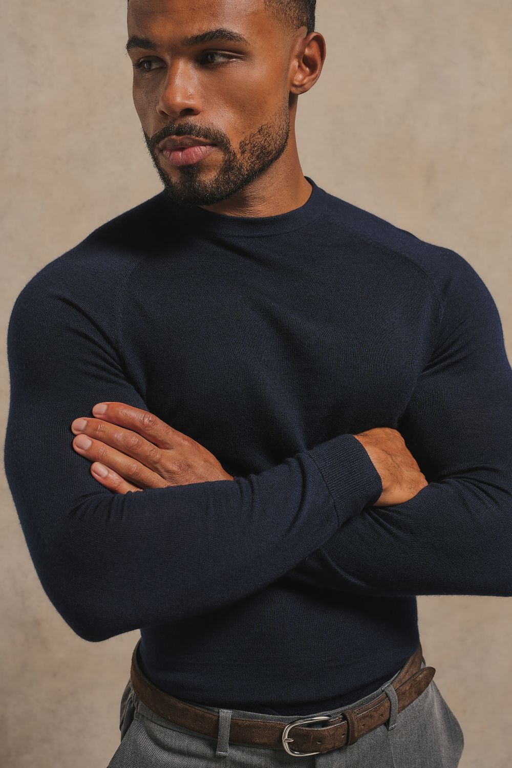 Extra Fine Merino Wool Crew Neck Sweater in Navy