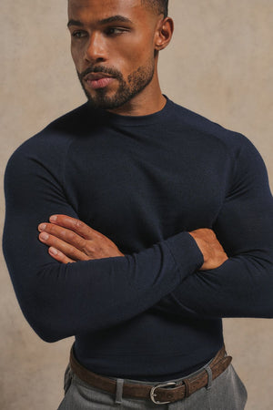 Extra Fine Merino Wool Crew Neck Sweater in Navy