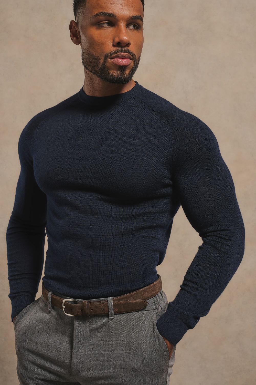 Extra Fine Merino Wool Crew Neck Sweater in Navy