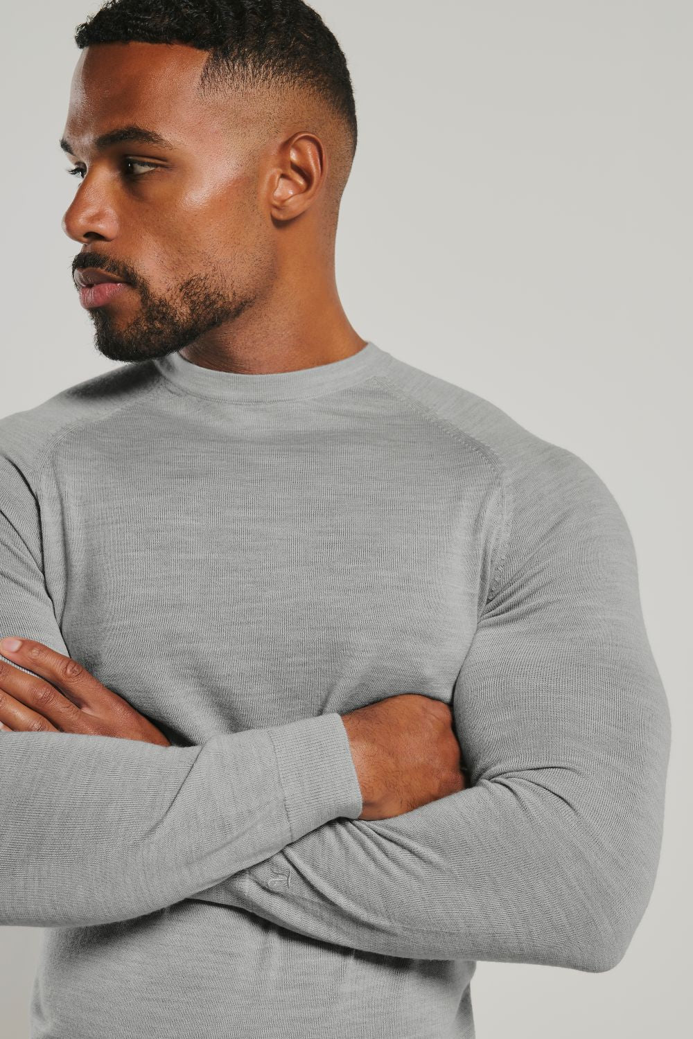 Extra Fine Merino Wool Crew Neck Sweater in Silver Grey Marl