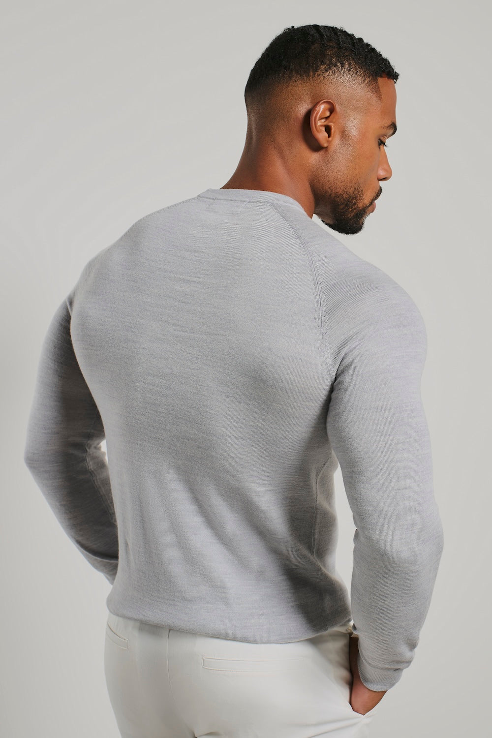 Extra Fine Merino Wool Crew Neck Sweater in Silver Grey Marl