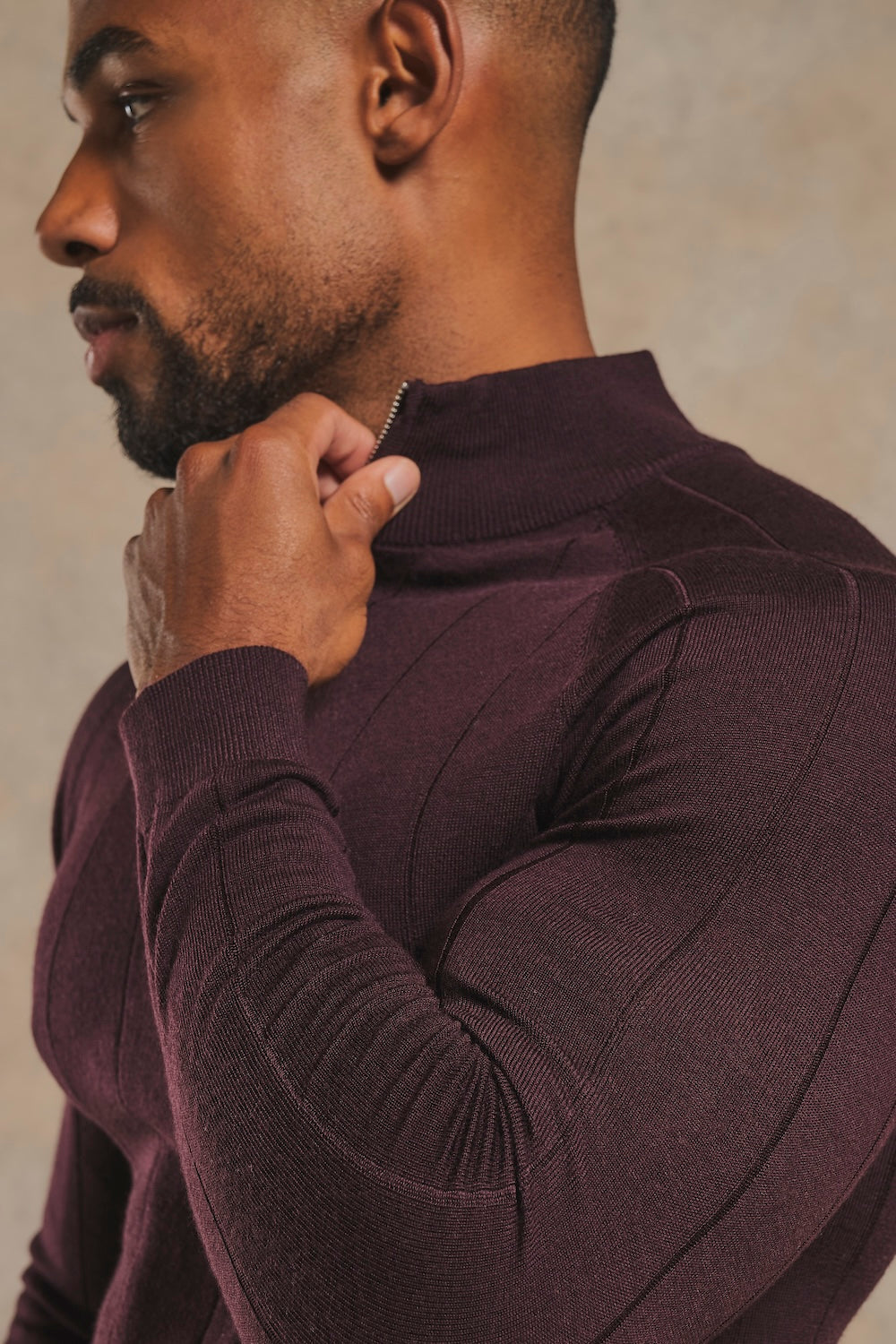 Extra Fine Merino Wool Ribbed Half Zip Neck Sweater in Dark Bordeaux