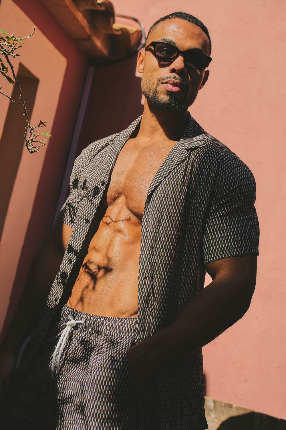 Geo Printed Shirt in Black - TAILORED ATHLETE - USA