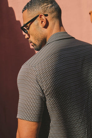 Geo Printed Shirt in Black - TAILORED ATHLETE - USA
