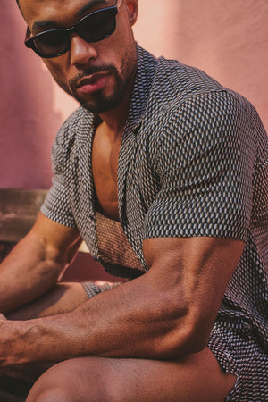 Geo Printed Shirt in Black - TAILORED ATHLETE - USA