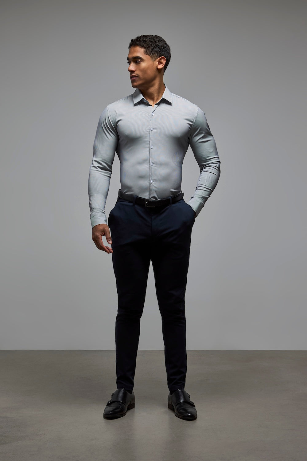Performance Business Shirt in Navy/White Bengal Stripe - TAILORED ATHLETE - USA