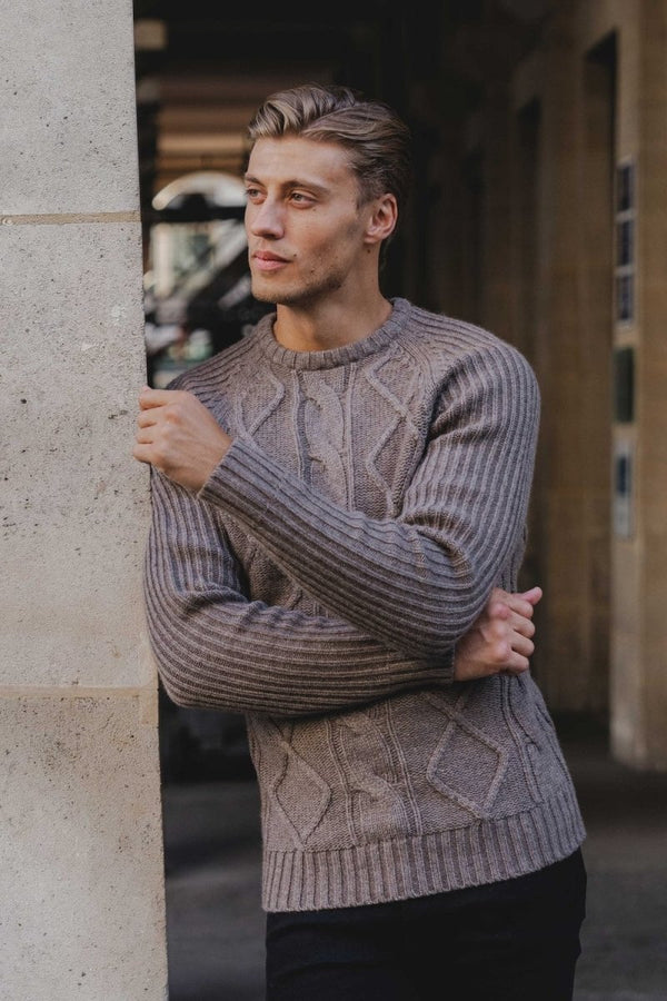 【ABYTS】CREW NECK CABLE KNIT 佐藤健 ニット サイズ1 ABYTS】CREW NECK CABLE KNIT 佐藤健 ニット サイズ1