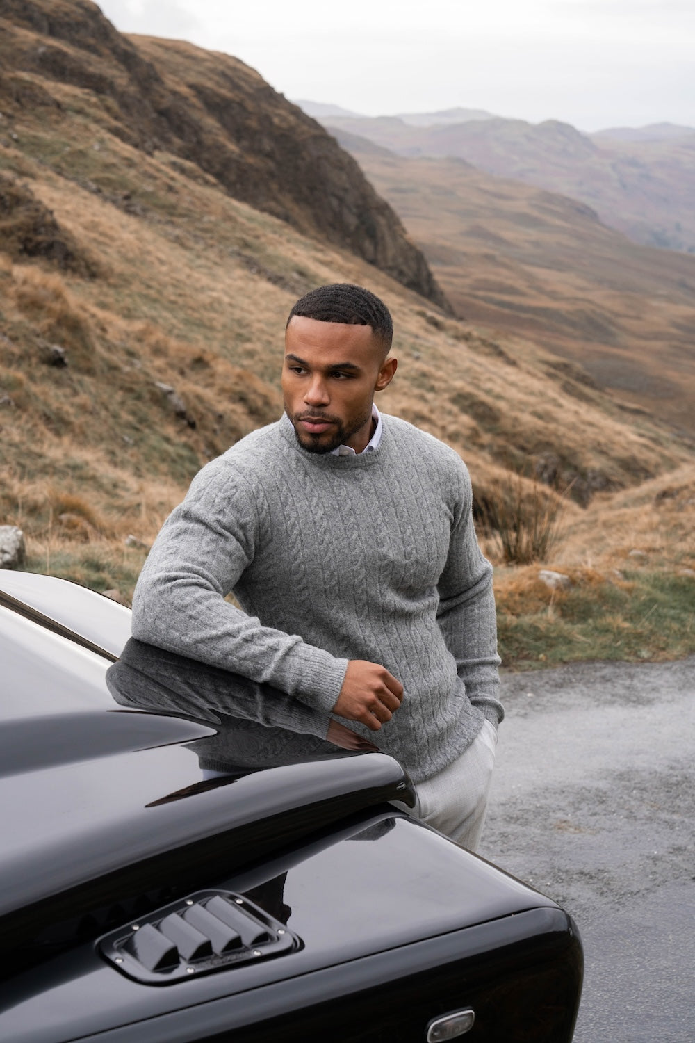 Soft Cable Crew Neck Sweater in Mid Grey - TAILORED ATHLETE - USA