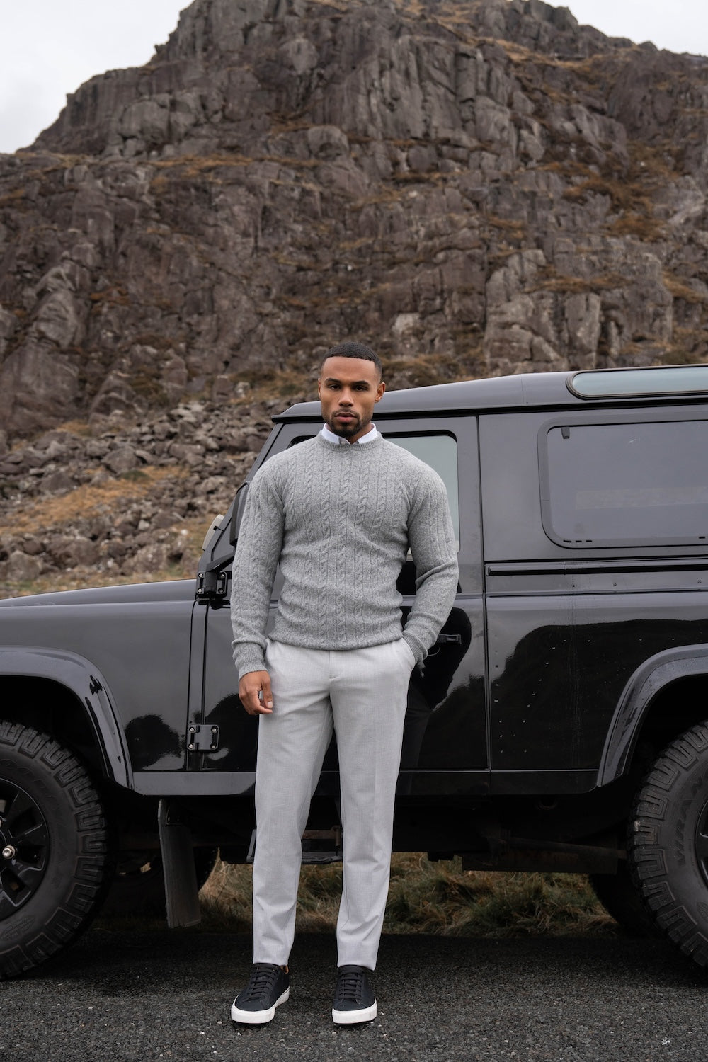 Soft Cable Crew Neck Sweater in Mid Grey - TAILORED ATHLETE - USA
