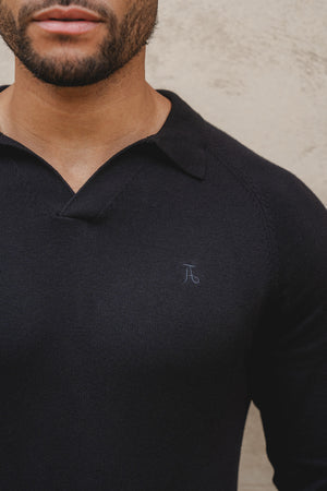 Buttonless Open Collar Polo in Black - TAILORED ATHLETE - USA