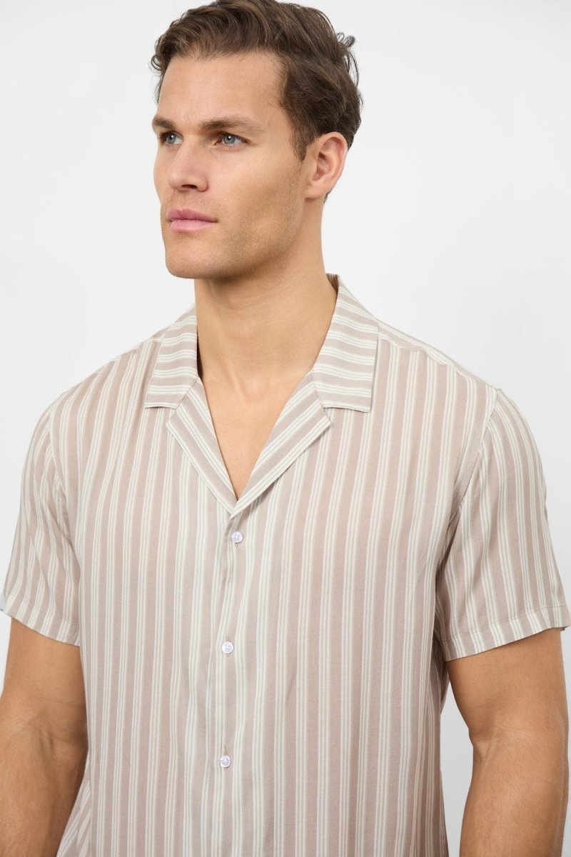 Printed Shirt in Stone Retro Stripe - TAILORED ATHLETE - USA