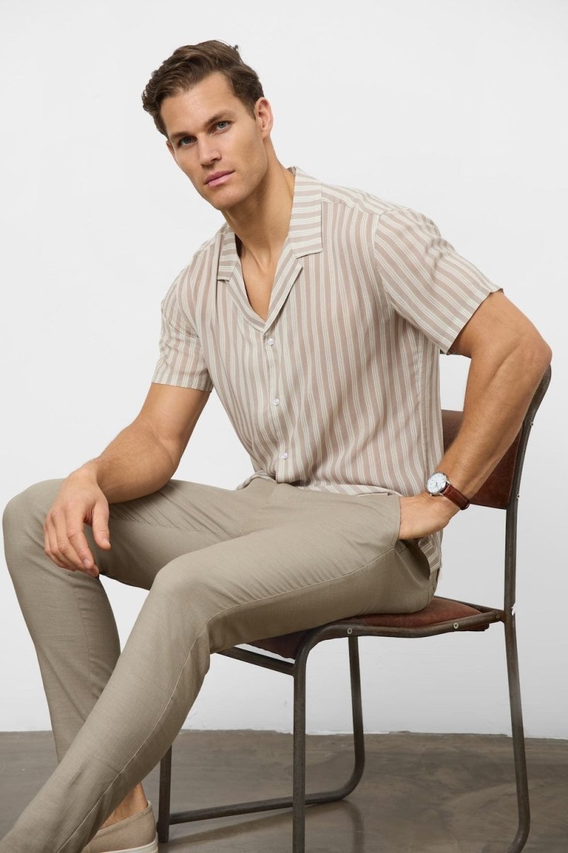 Printed Shirt in Stone Retro Stripe - TAILORED ATHLETE - USA