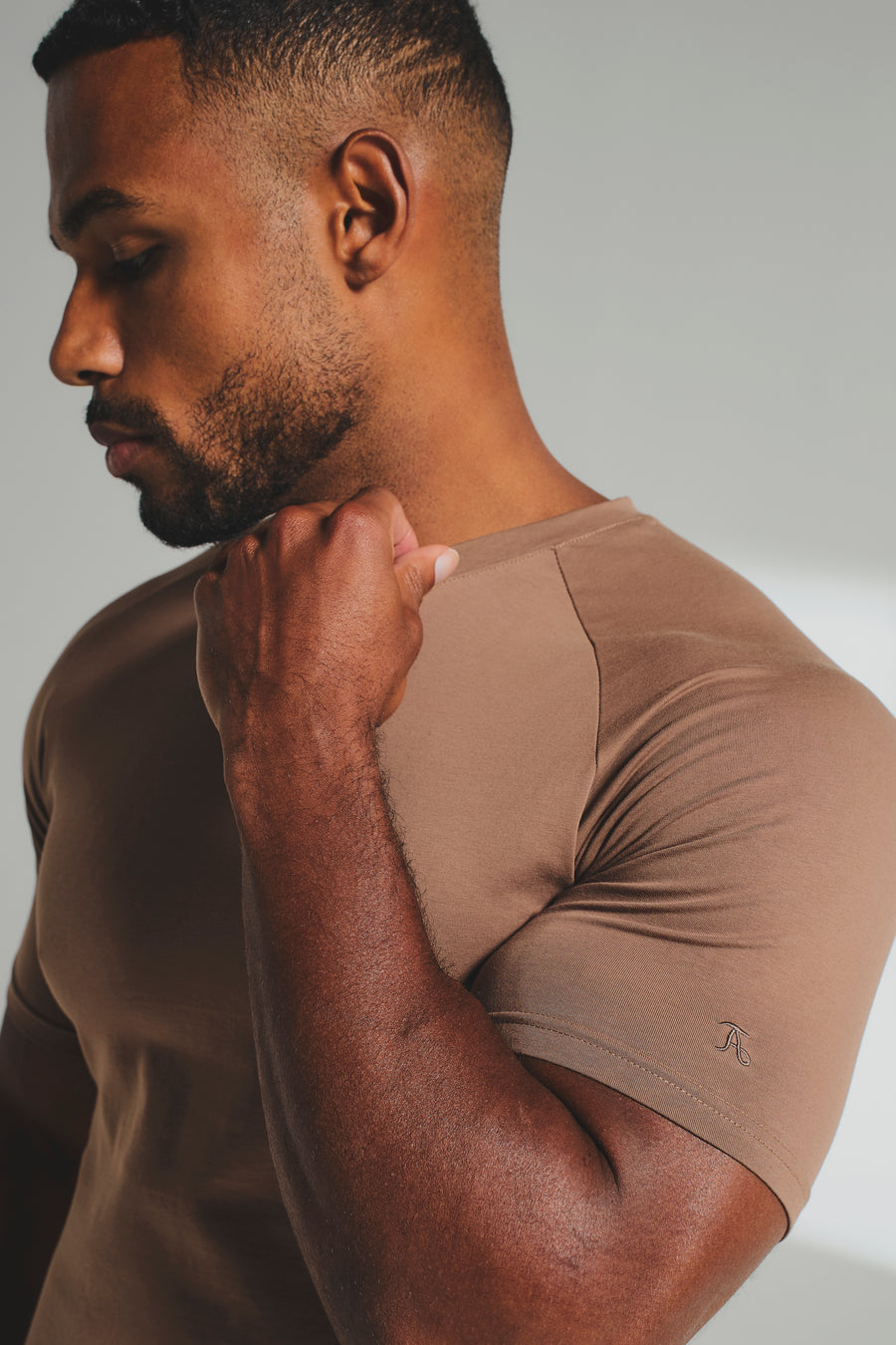 Athletic Fit V-Neck in Soft Walnut - TAILORED ATHLETE - USA