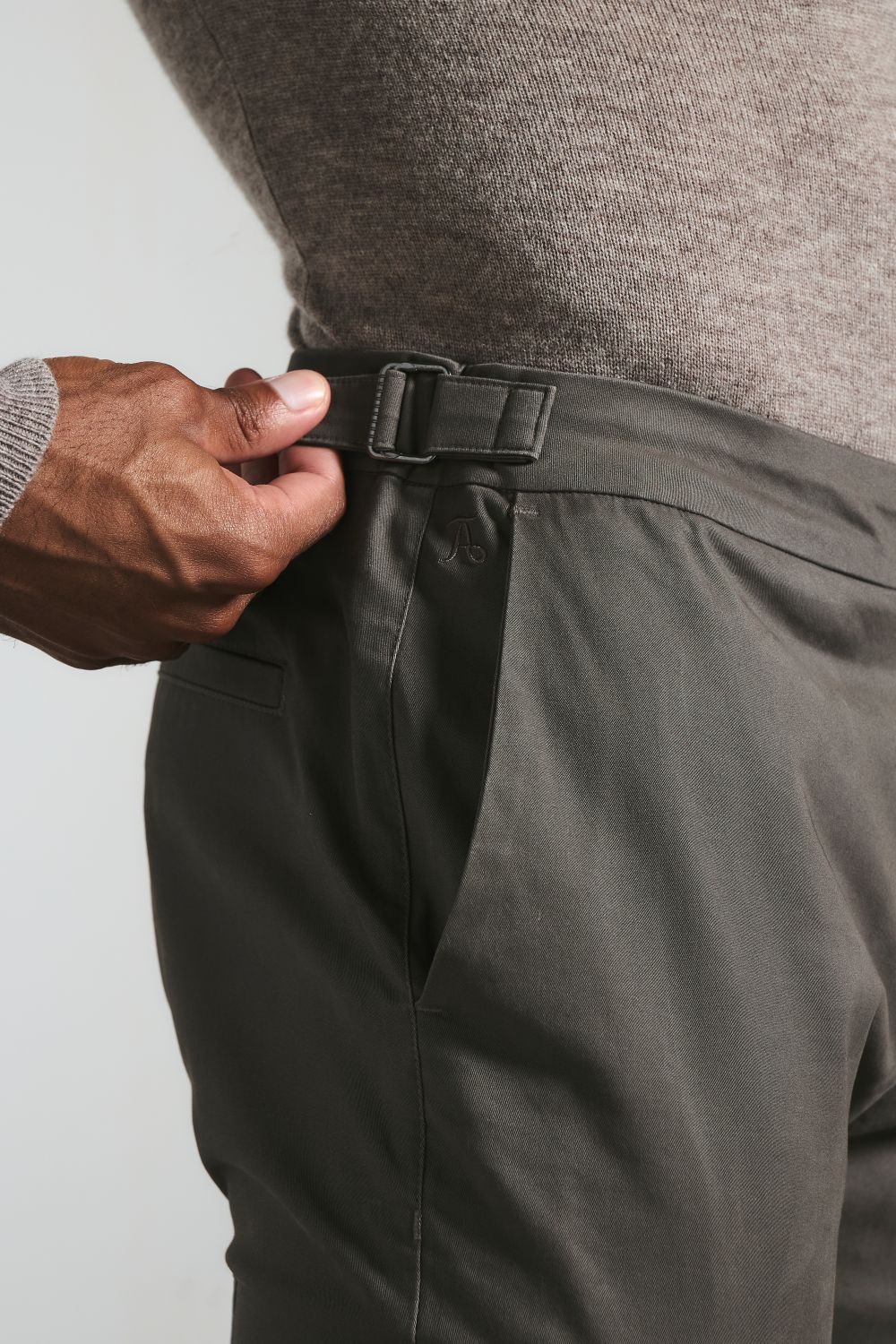Smart Chino Side Adjuster Pants in Mocha