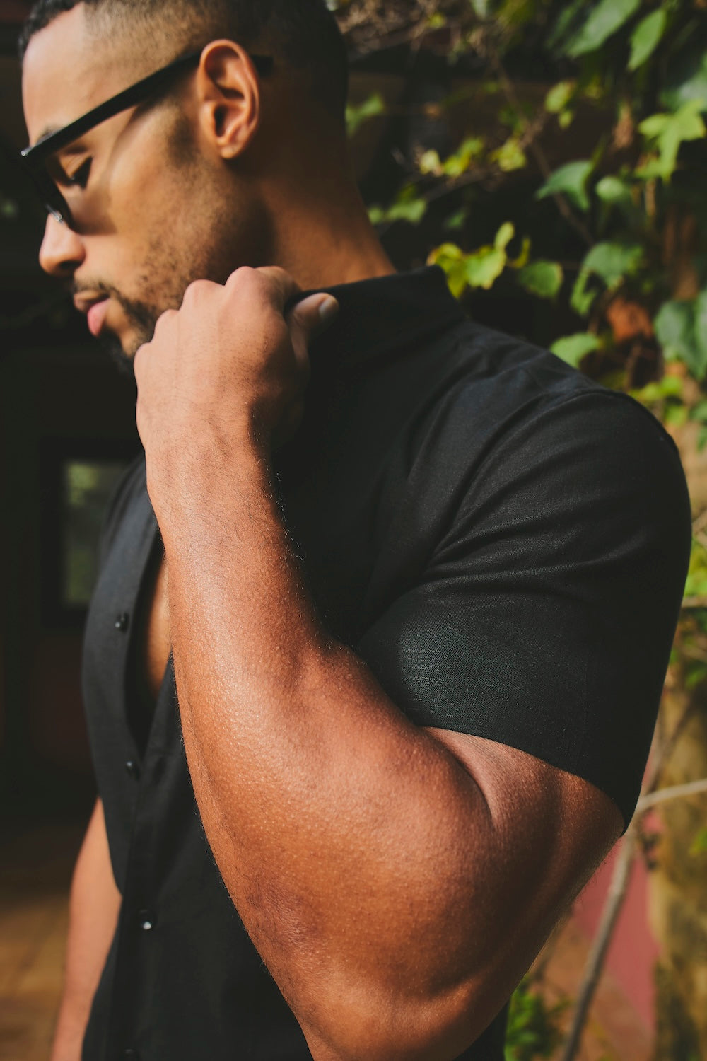 Stretch Linen Blend Button Through Shirt in Black - TAILORED ATHLETE - USA