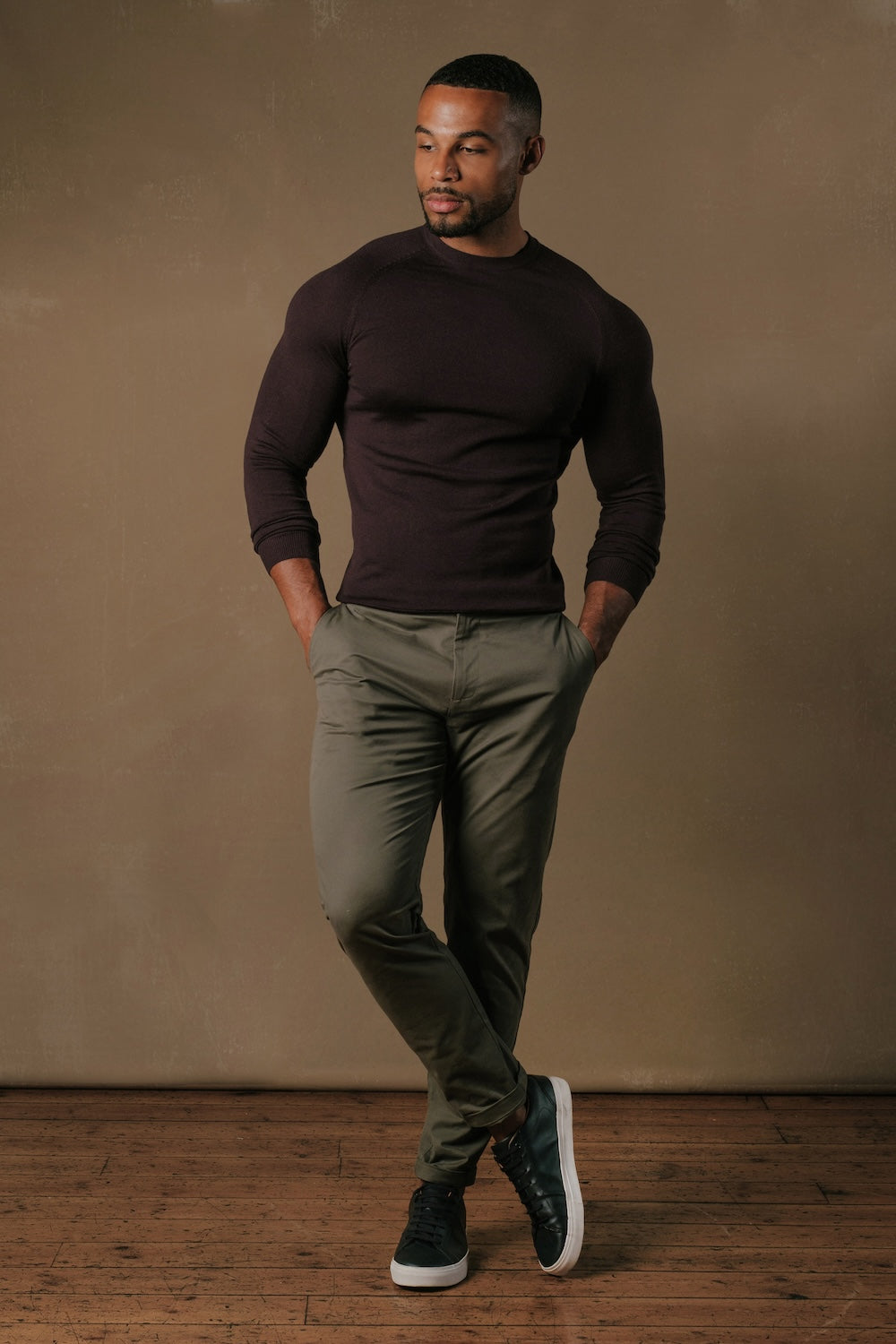 Extra Fine Merino Wool Crew Neck Sweater in Dark Bordeaux - TAILORED ATHLETE - USA